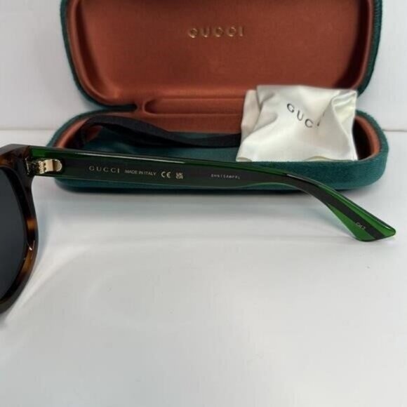Gucci Tortoiseshell Sunglasses with Red and Green Stripes - Picture 8 of 12